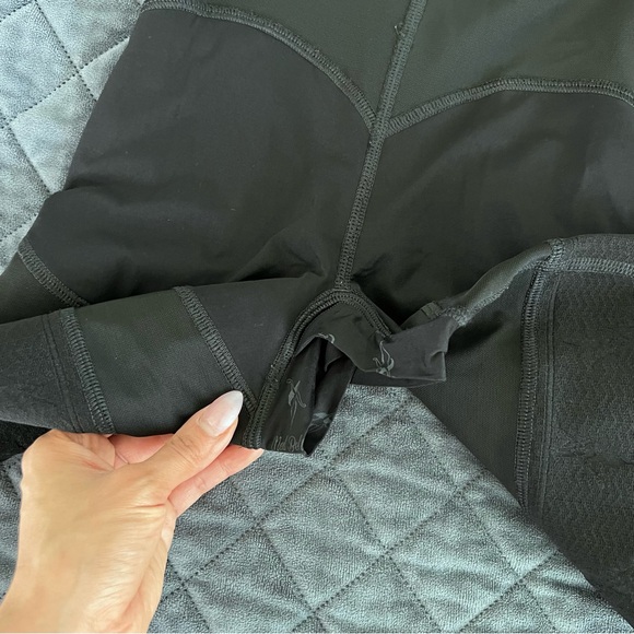 Meli belt faja shape wear shorts Small black hook & zip front - Picture 3 of 13